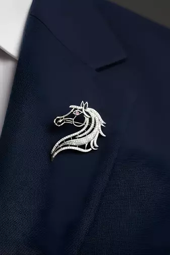 Pure 925 silver imperial horse crest brooch