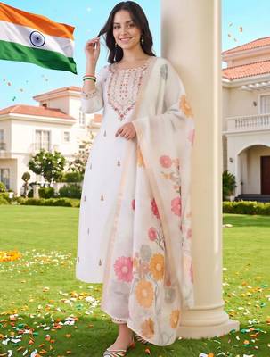 women ethnic motifs embroidered regular thread work kurta with trousers & with dupatta 3