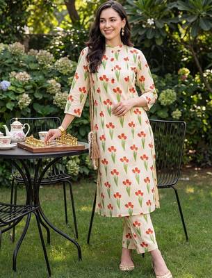 women floral printed regular cotton kurta with trousers 1