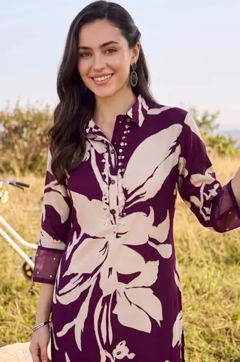 women floral printed regular sequinned kurta with trousers