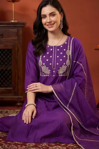 women ethnic motifs embroidered regular thread work liva kurta with trousers & with dupatta