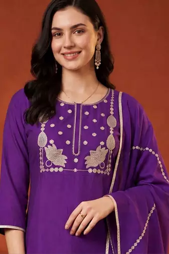 women ethnic motifs embroidered regular thread work liva kurta with trousers & with dupatta
