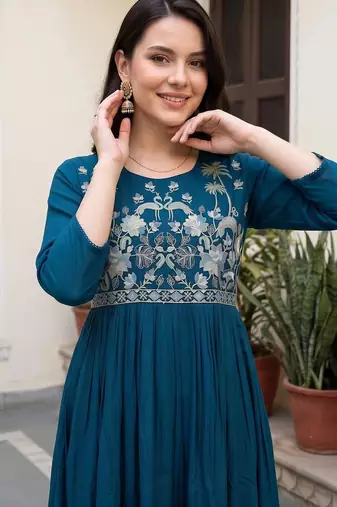 women ethnic motifs embroidered empire thread work cotton kurta with trousers & with dupatta