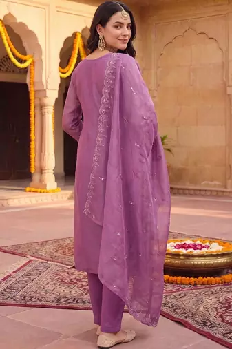women ethnic motifs embroidered regular thread work kurta with trousers & with dupatta