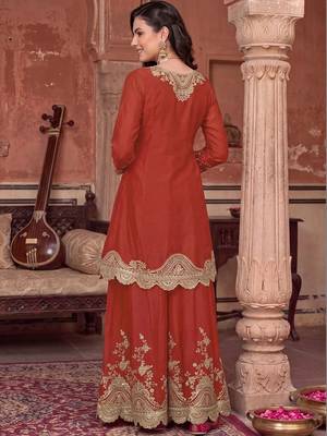 women ethnic motifs embroidered regular kurta with sharara & with dupatta 4