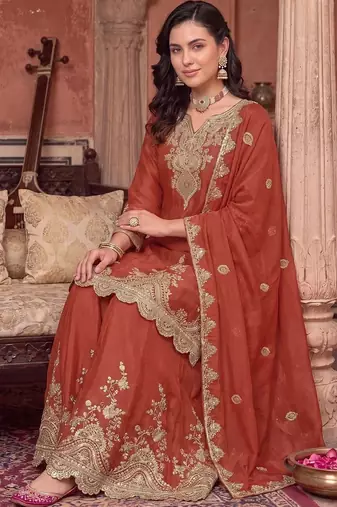 women ethnic motifs embroidered regular kurta with sharara & with dupatta
