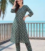 women printed regular cotton kurta with trousers