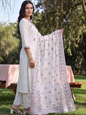 women ethnic motifs embroidered regular thread work cotton kurta with trousers & with dupatta 4