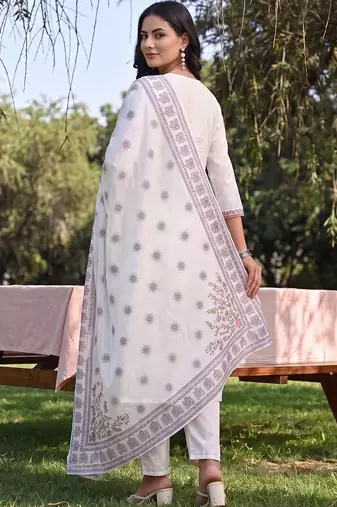 women ethnic motifs embroidered regular thread work cotton kurta with trousers & with dupatta