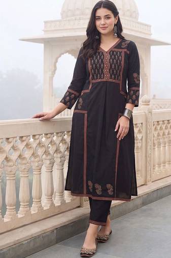 women ethnic motifs printed regular cotton kurta with trousers