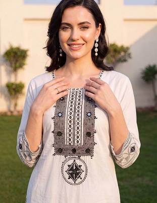 women ethnic motifs embroidered regular mirror work cotton kurta with trousers & with dupatta 2