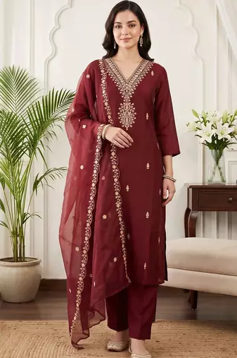 women ethnic motifs embroidered regular thread work kurta with trousers & with dupatta