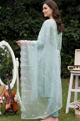 women ethnic motifs embroidered regular thread work kurta with trousers & with dupatta