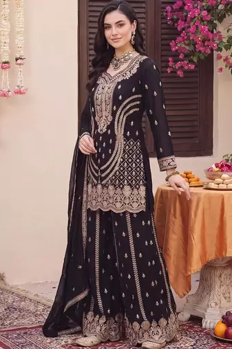 women ethnic motifs embroidered regular kurta with sharara & with dupatta
