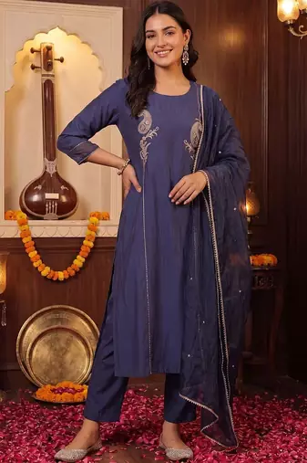 women ethnic motifs embroidered regular thread work kurta with trousers & with dupatta