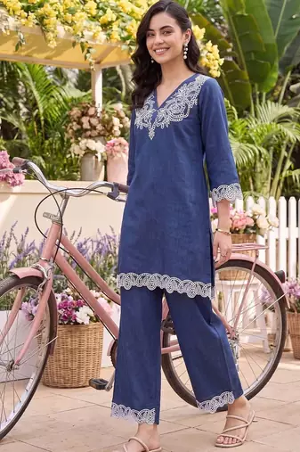 women ethnic motifs embroidered regular thread work linen kurta with trousers