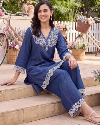 women ethnic motifs embroidered regular thread work linen kurta with trousers 4