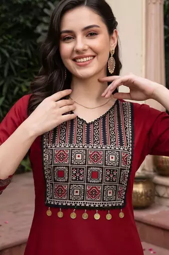 women printed regular gotta patti cotton kurta with trousers & with dupatta