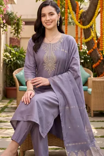 women ethnic motifs embroidered regular thread work kurta with trousers & with dupatta