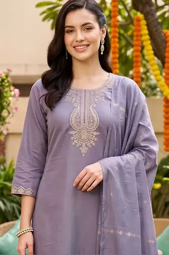 women ethnic motifs embroidered regular thread work kurta with trousers & with dupatta
