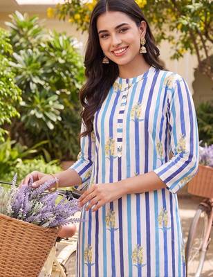 women printed regular cotton kurta with palazzos 5