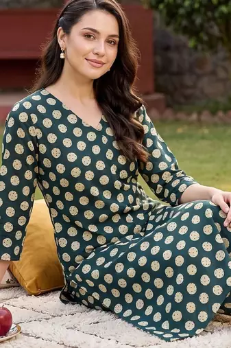 women printed regular cotton kurta with trousers