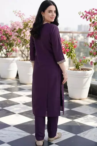 women ethnic motifs embroidered regular thread work kurta with trousers & with dupatta