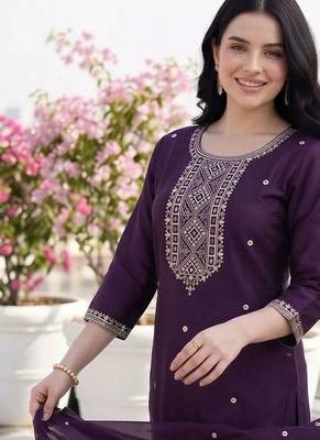 women ethnic motifs embroidered regular thread work kurta with trousers & with dupatta 5