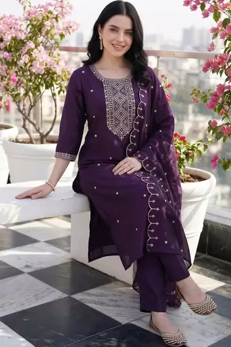 women ethnic motifs embroidered regular thread work kurta with trousers & with dupatta