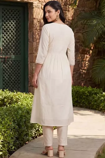 women floral embroidered regular thread work cotton kurta with trousers