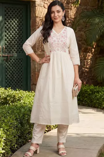 women floral embroidered regular thread work cotton kurta with trousers