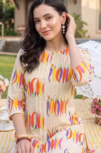 women printed regular cotton kurta with trousers
