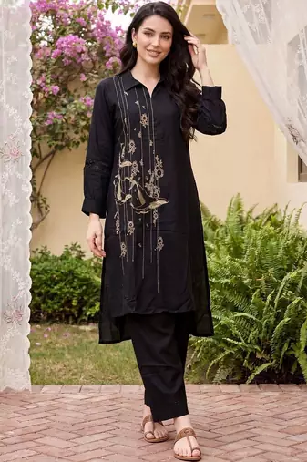 women ethnic motifs embroidered regular thread work kurta with trousers