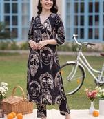 women printed regular cotton kurta with trousers