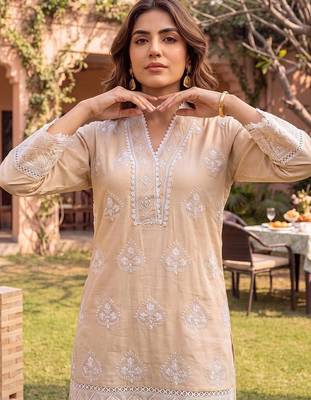 women ethnic motifs embroidered regular thread work cotton kurta with trousers & with dupatta 2