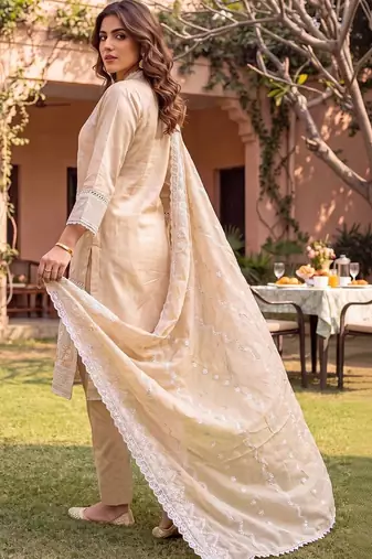 women ethnic motifs embroidered regular thread work cotton kurta with trousers & with dupatta