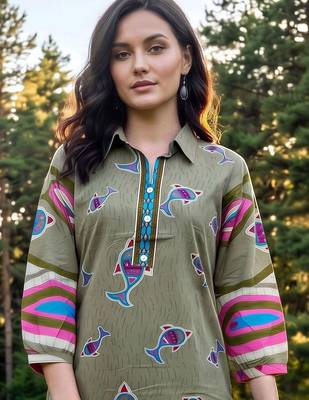 women printed regular cotton kurta with trousers 5