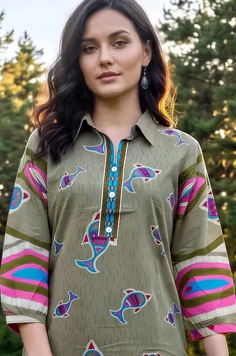 women printed regular cotton kurta with trousers