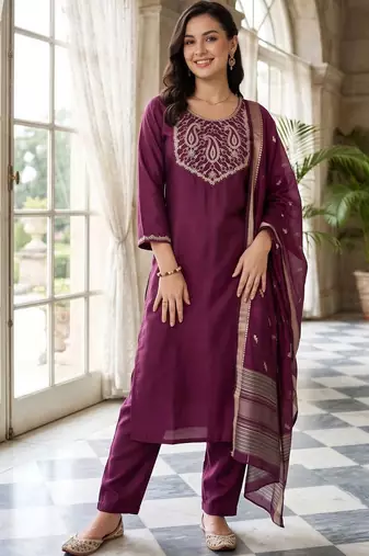 women ethnic motifs embroidered regular thread work kurta with trousers & with dupatta
