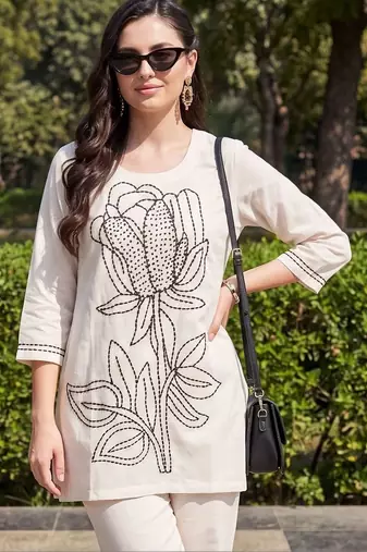 women ethnic motifs embroidered regular thread work cotton kurta with trousers