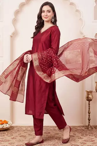women ethnic motifs regular kurta with trousers & with dupatta