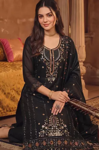 women ethnic motifs embroidered regular kurta with trousers & with dupatta