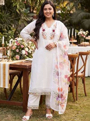women floral embroidered regular thread work kurta with trousers & with dupatta 1