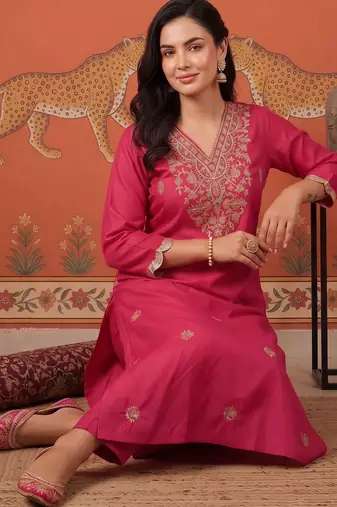women ethnic motifs embroidered regular kurta with trousers & with dupatta