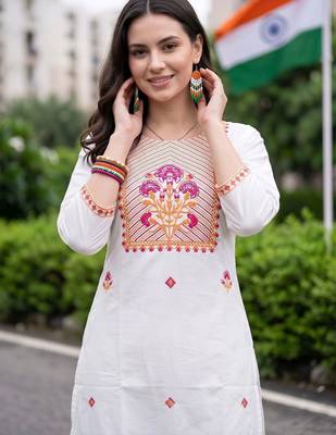 motifs embroidered regular thread work cotton kurta with trousers & with dupatta 3