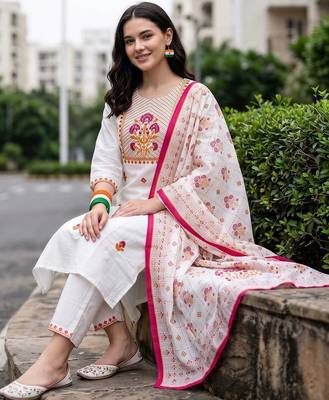 motifs embroidered regular thread work cotton kurta with trousers & with dupatta 5