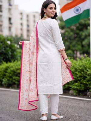 motifs embroidered regular thread work cotton kurta with trousers & with dupatta 6