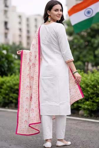 motifs embroidered regular thread work cotton kurta with trousers & with dupatta
