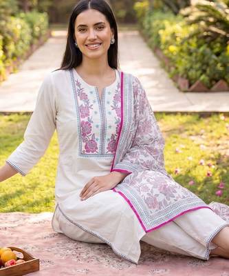 women floral embroidered thread work cotton kurta with trousers & dupatta 2