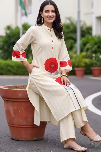 women floral printed regular cotton kurta with trousers